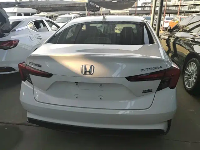 Honda Integra 2022 240TURBO CVT Technology Edition — Фото автомобиля 5