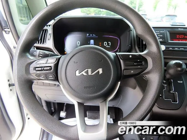 Kia RAY Новый Kia Ray Фургон — Фото автомобиля 9