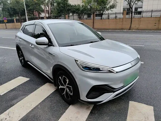 BYD Yuan PLUS — Фото автомобиля 3