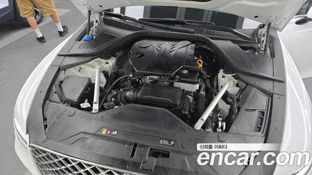 Genesis G80 Бензин 2.5 турбо AWD — Фото автомобиля 6