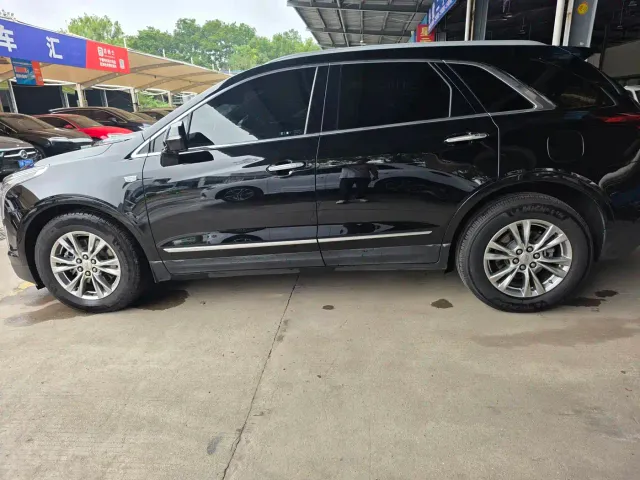 Cadillac XT5 — Фото автомобиля 14