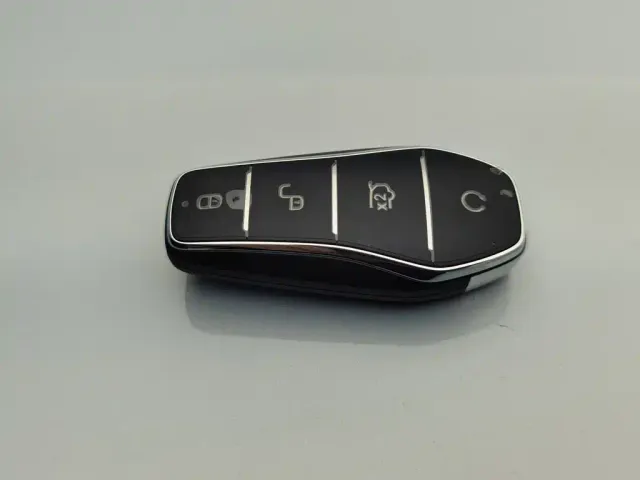 BYD Song L DM-i — Фото автомобиля 19