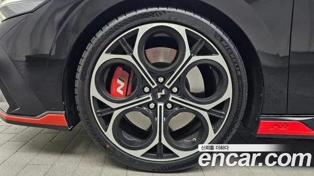Hyundai AVANTE — Фото автомобиля 5