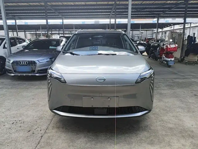 GAC Aion Y — Фото автомобиля 2