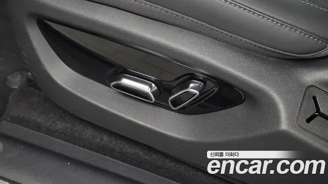 BYD Sealion 7 — Фото автомобиля 29