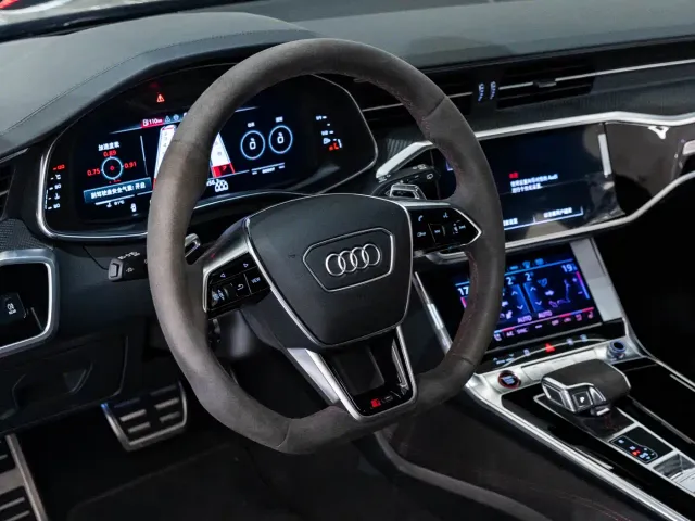 Audi RS 6 — Фото автомобиля 10