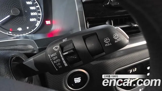 KG_Mobility_Ssangyong Rexton Новый Rexton Sport Khan Дизель 2.2 4WD — Фото автомобиля 26