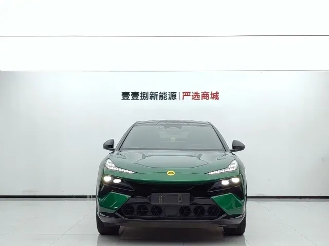Lotus Eletre — Фото автомобиля 2