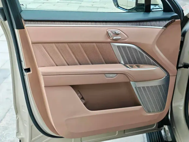 Onvo L90 — Фото автомобиля 25