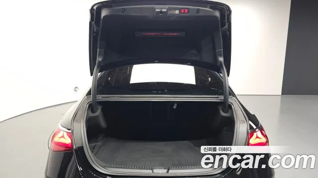 Mercedes-Benz E-Class E-класс W214 E300 4MATIC Exclusive — Фото автомобиля 30