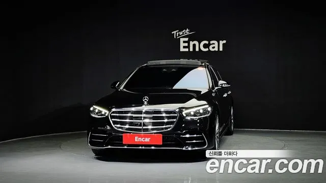 Mercedes-Benz S-Class — Фото автомобиля 2