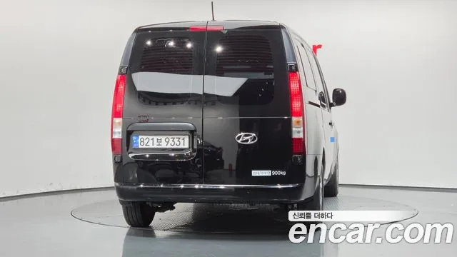 Hyundai Staria — Фото автомобиля 4