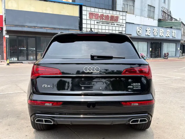 Audi Q5L — Фото автомобиля 4