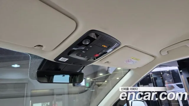 Kia Canival Carnival 4 поколение Бензин 7 мест Hi-Limousine — Фото автомобиля 28