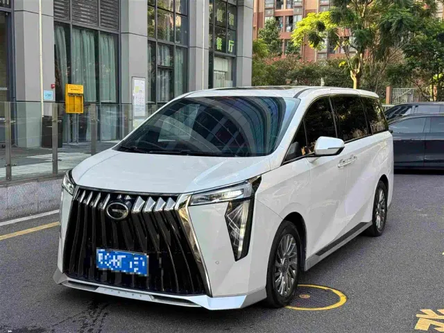 Фотография автомобиля — GAC Trumpchi M8