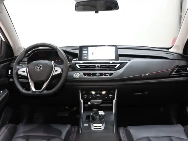 Changan CS75 — Фото автомобиля 12