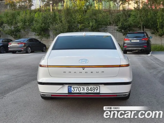 Hyundai Grandeur GN7 — Фото автомобиля 4