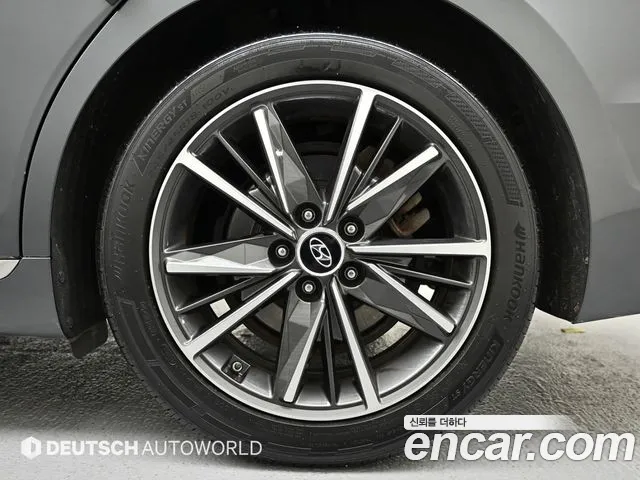 Hyundai Grandeur New — Фото автомобиля 20