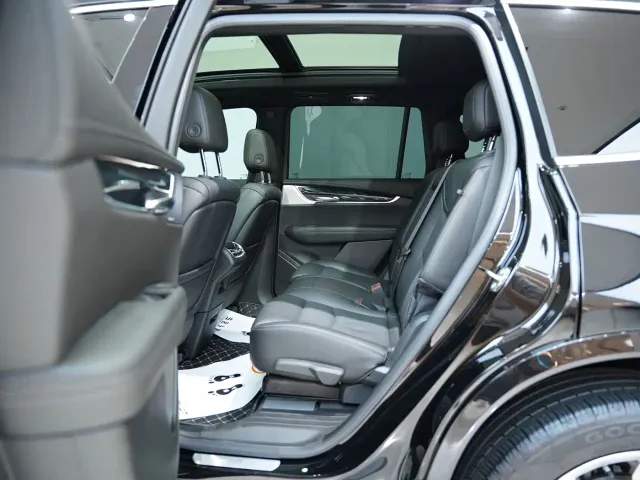 Cadillac XT6 — Фото автомобиля 20