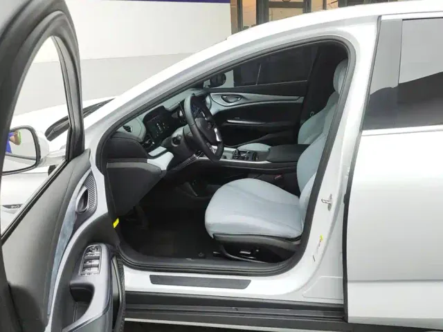 BYD Seal — Фото автомобиля 9