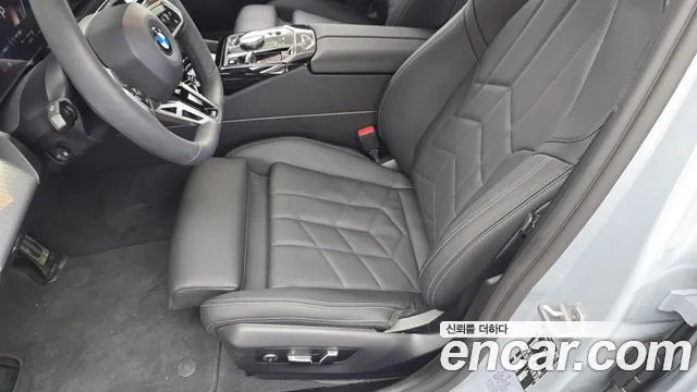 BMW 5-Series — Фото автомобиля 30