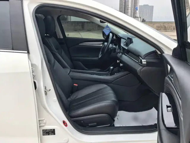 Mazda Atenza 2021 Model 2.5L Blue Sky Sport Edition — Фото автомобиля 15