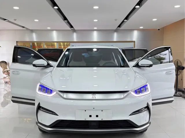 BYD Song PLUS — Фото автомобиля 16