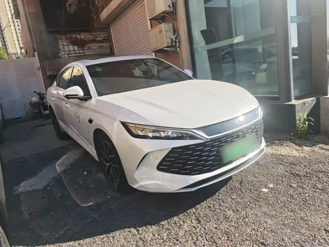 BYD Qin L — Фото автомобиля 3