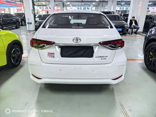Toyota Corolla — Фото автомобиля 5