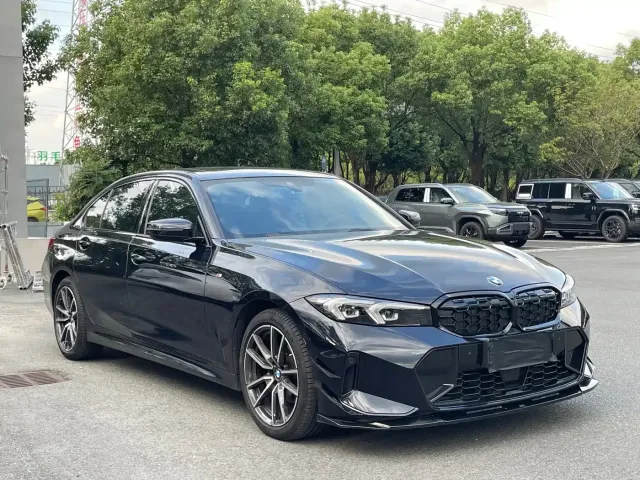 BMW 3 Series — Фото автомобиля 3