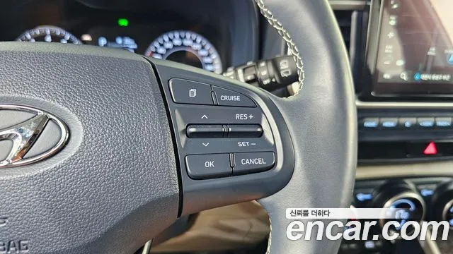 Hyundai Venue — Фото автомобиля 17