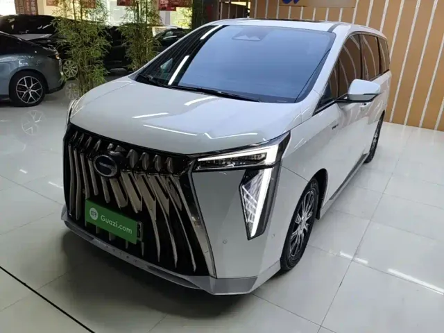 Фотография автомобиля — GAC Trumpchi E9