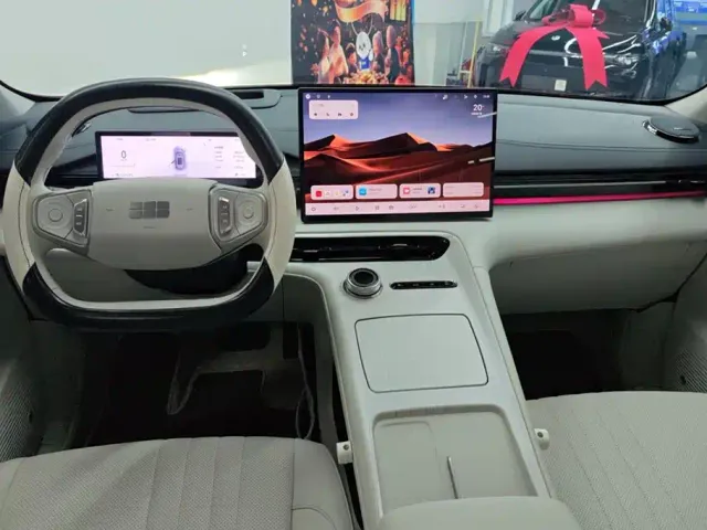 Geely Galaxy E5 — Фото автомобиля 12
