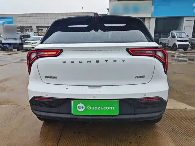 Geely Geometry E Firefly — Фото автомобиля 5