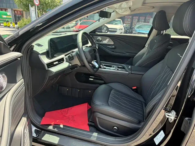 Chery Arrizo 8 — Фото автомобиля 17