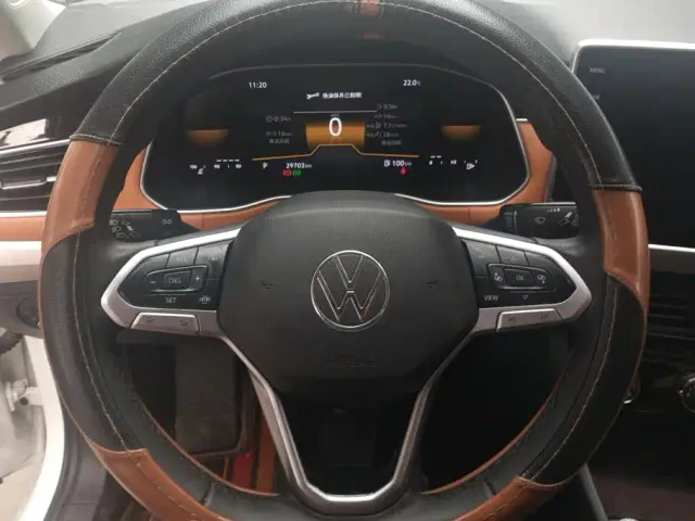 Volkswagen Bora — Фото автомобиля 15
