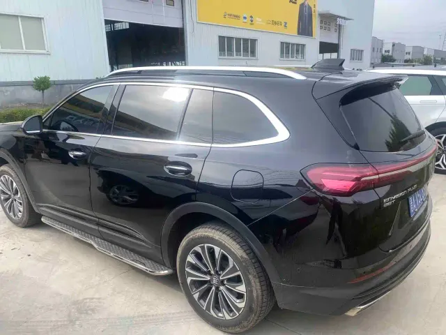 Buick Envision Plus — Фото автомобиля 3