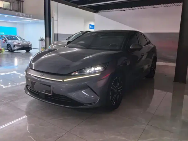 Фотография автомобиля — BYD Qin L