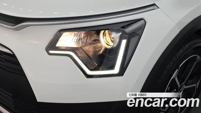 Kia Niro The All New — Фото автомобиля 7