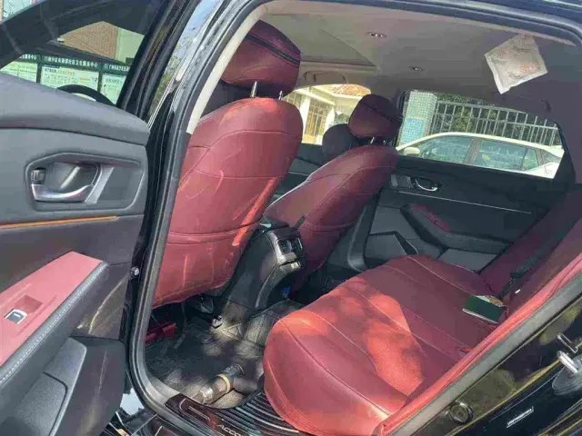 Honda Accord — Фото автомобиля 3