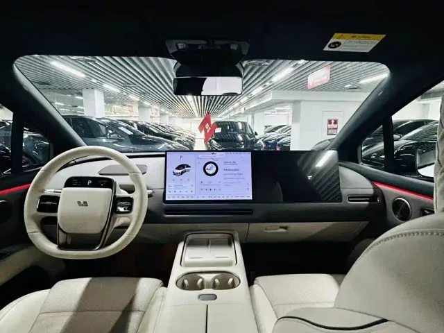 Li Auto i6 — Фото автомобиля 8