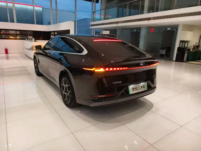 Changan Qiyuan A07 — Фото автомобиля 11