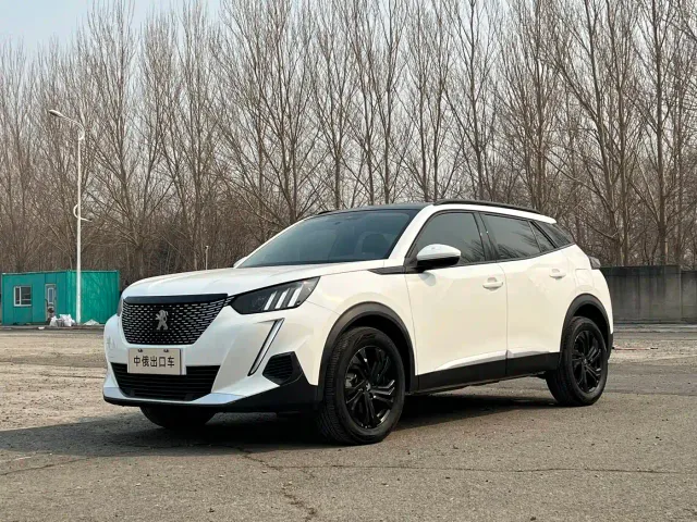 Фотография автомобиля — Peugeot 2008