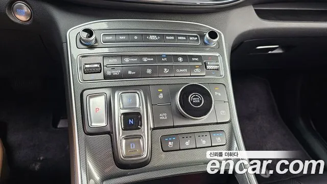 Hyundai Santafe — Фото автомобиля 8