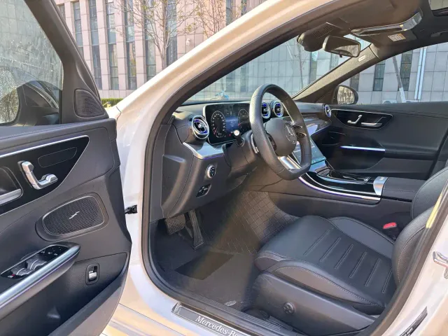 Mercedes-Benz C-Class — Фото автомобиля 7