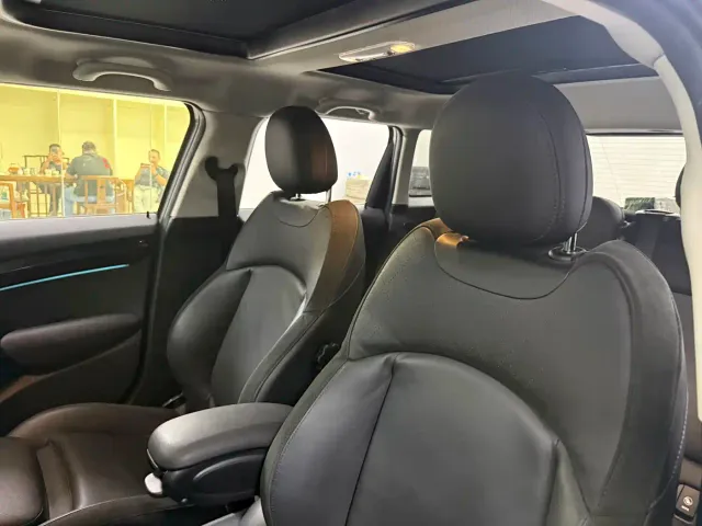 MINI Hatch — Фото автомобиля 12