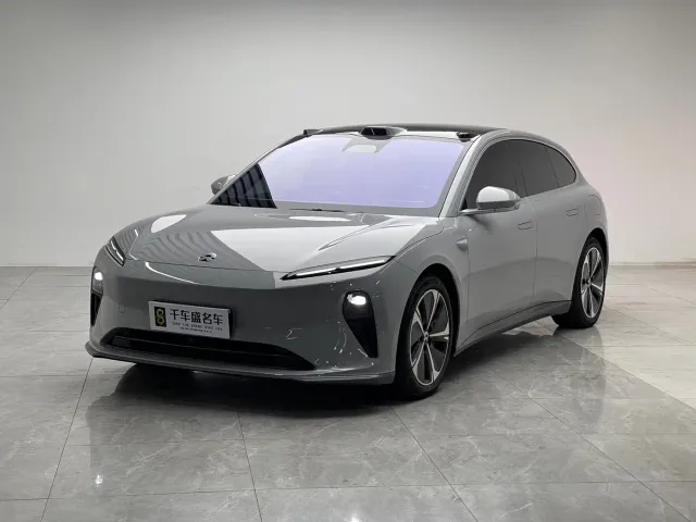 Фотография автомобиля — Nio ET5 Touring