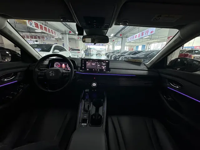 Honda Accord — Фото автомобиля 8