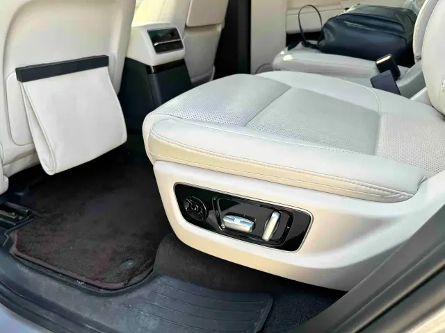 Li Auto L9 — Фото автомобиля 19