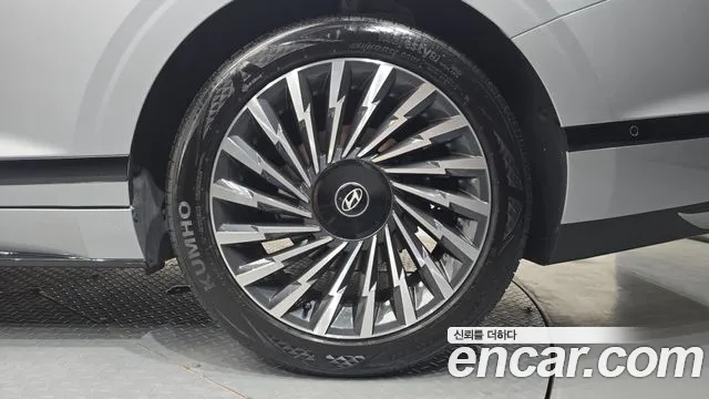 Hyundai Grandeur GN7 — Фото автомобиля 5